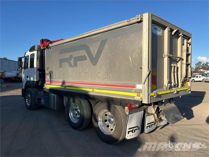 Volvo FM540 6x4 T/A Dump Truck ダンプ