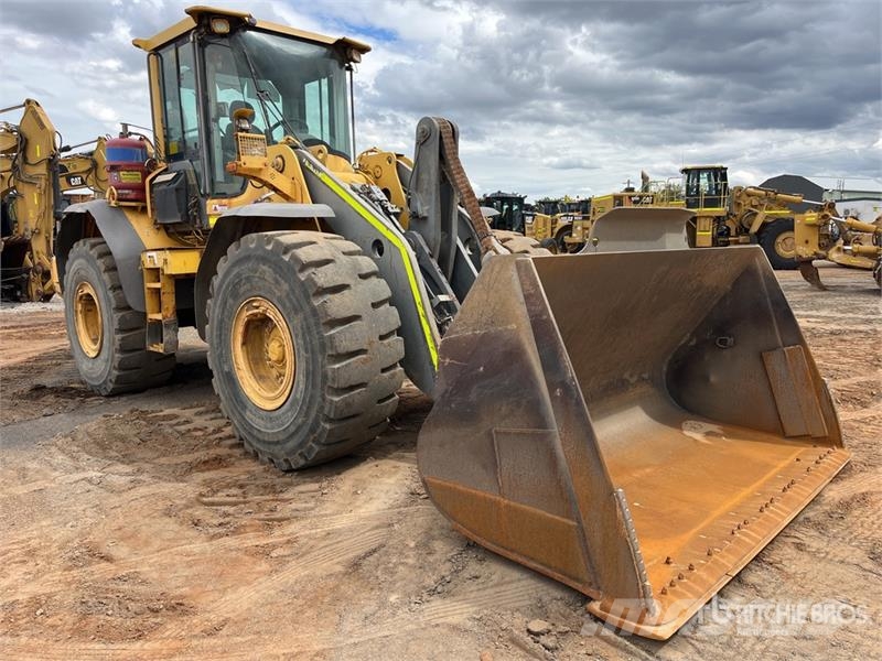 Volvo L120F Wheel Loader Wheel loaders