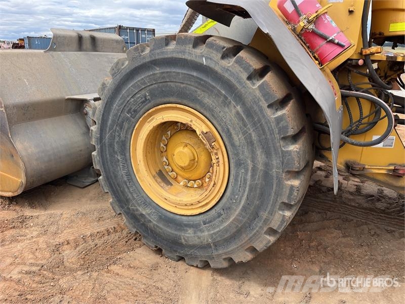 Volvo L120F Wheel Loader Wheel loaders