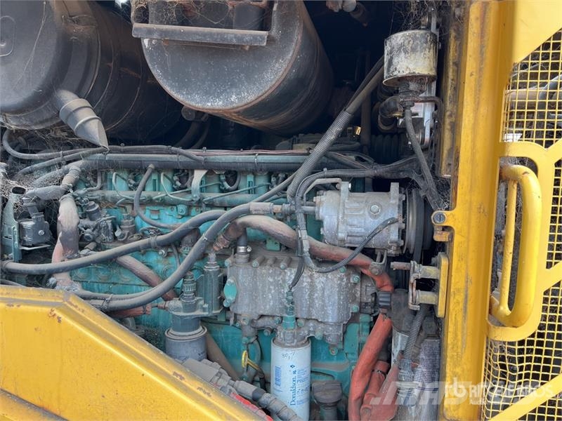 Volvo L120F Wheel Loader Wheel loaders