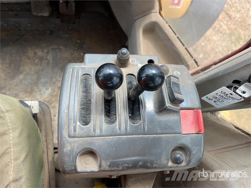 Volvo L120F Wheel Loader Wheel loaders