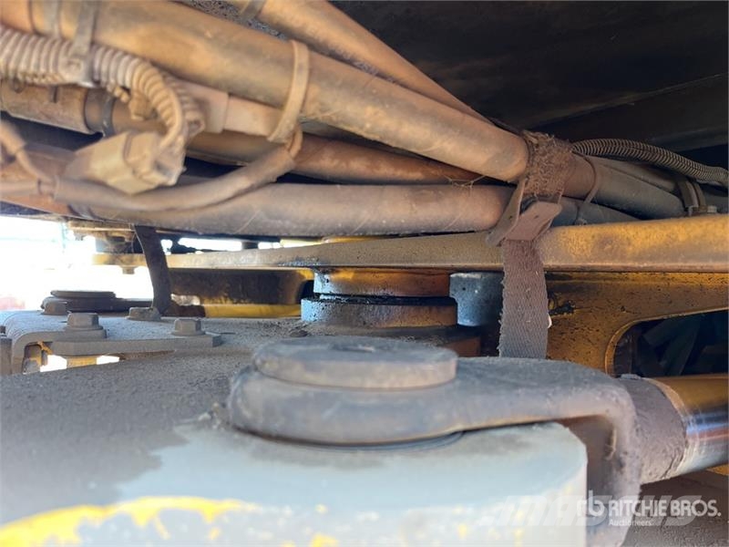Volvo L120F Wheel Loader Wheel loaders