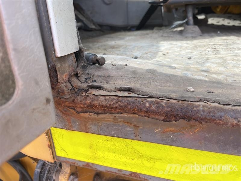 Volvo L120F Wheel Loader Wheel loaders