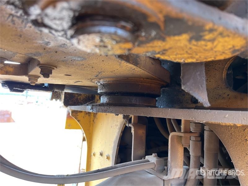 Volvo L120F Wheel Loader Wheel loaders