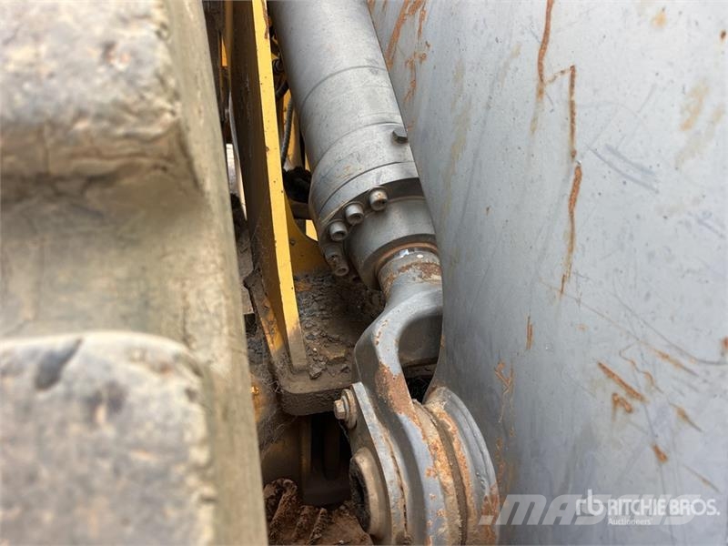 Volvo L120F Wheel Loader Wheel loaders