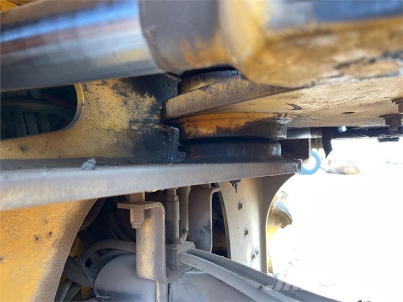 Volvo L120F Wheel Loader Wheel loaders