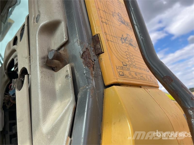 Volvo L120F Wheel Loader Wheel loaders