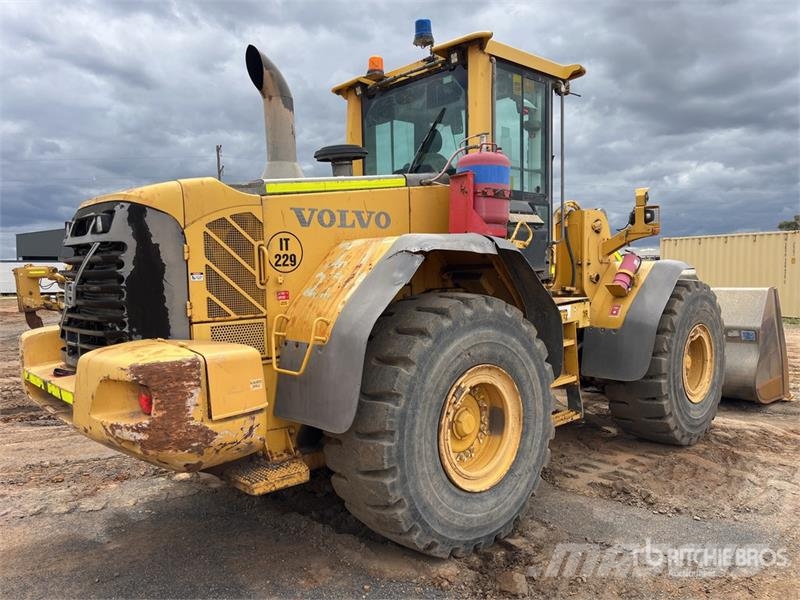 Volvo L120F Wheel Loader Wheel loaders