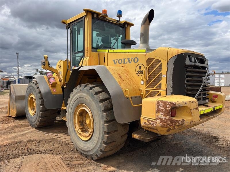 Volvo L120F Wheel Loader Wheel loaders