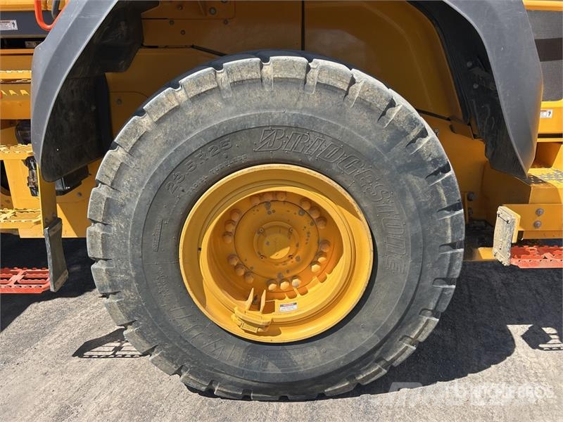 Volvo L120H Wheel Loader Wheel loaders