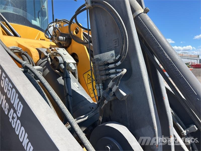 Volvo L120H Wheel Loader Wheel loaders