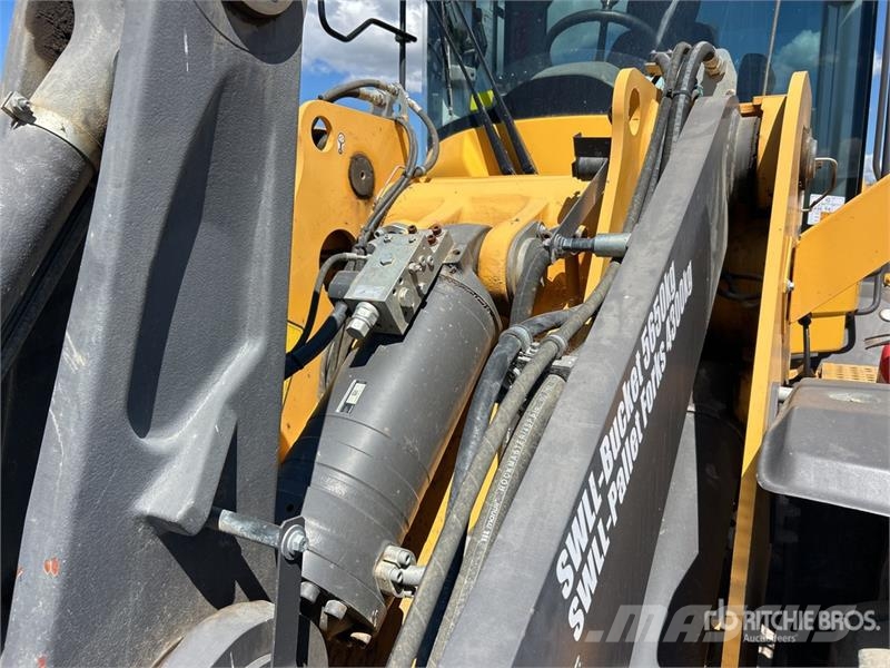 Volvo L120H Wheel Loader Wheel loaders
