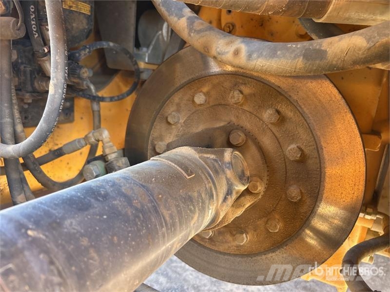 Volvo L120H Wheel Loader Wheel loaders