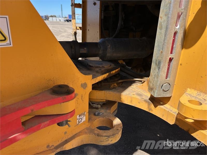 Volvo L120H Wheel Loader Wheel loaders