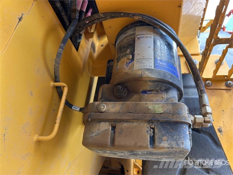 Volvo L120H Wheel Loader Wheel loaders