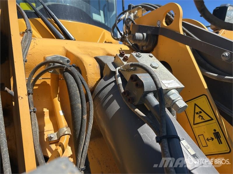 Volvo L120H Wheel Loader Wheel loaders