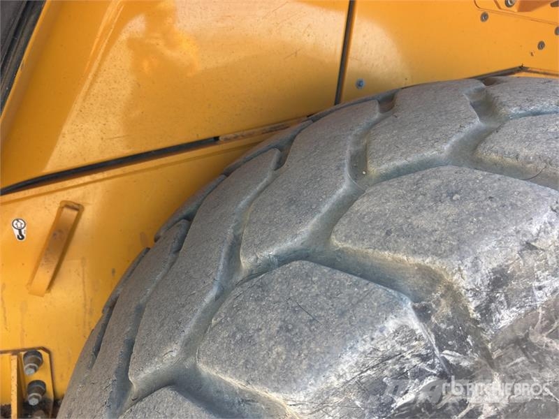 Volvo L120H Wheel Loader Wheel loaders