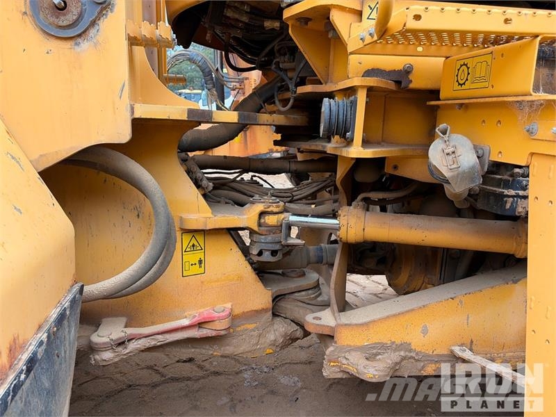 Volvo L150F Wheel Loader لوادر بعجل