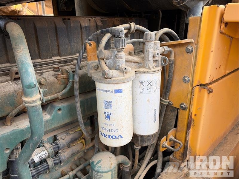 Volvo L150F Wheel Loader لوادر بعجل