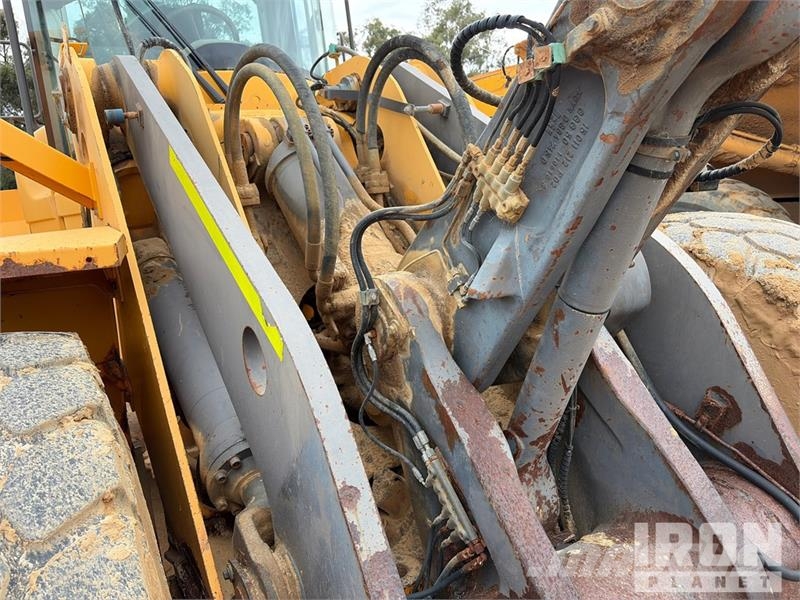 Volvo L150F Wheel Loader لوادر بعجل