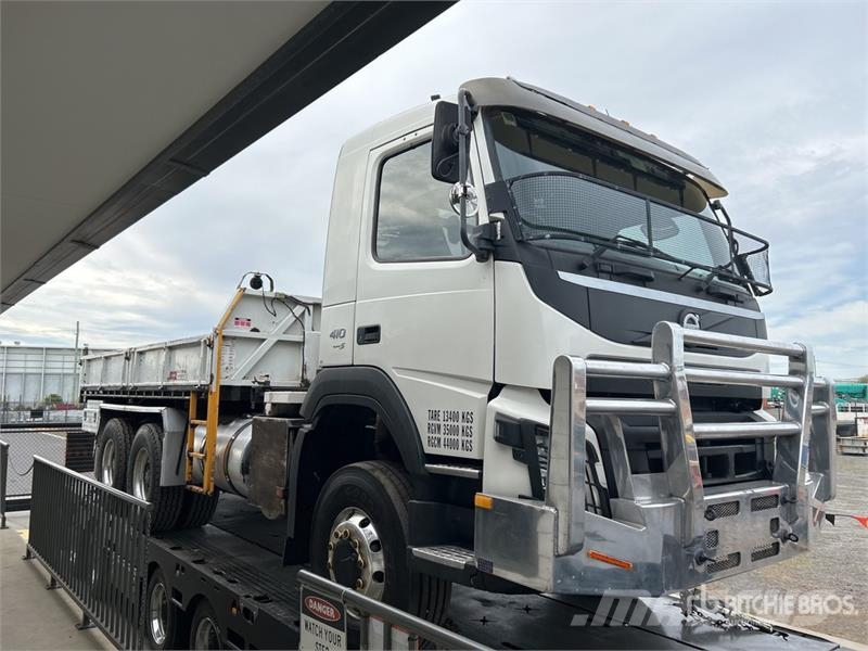 Volvo T/A Dump Truck Tipper trucks