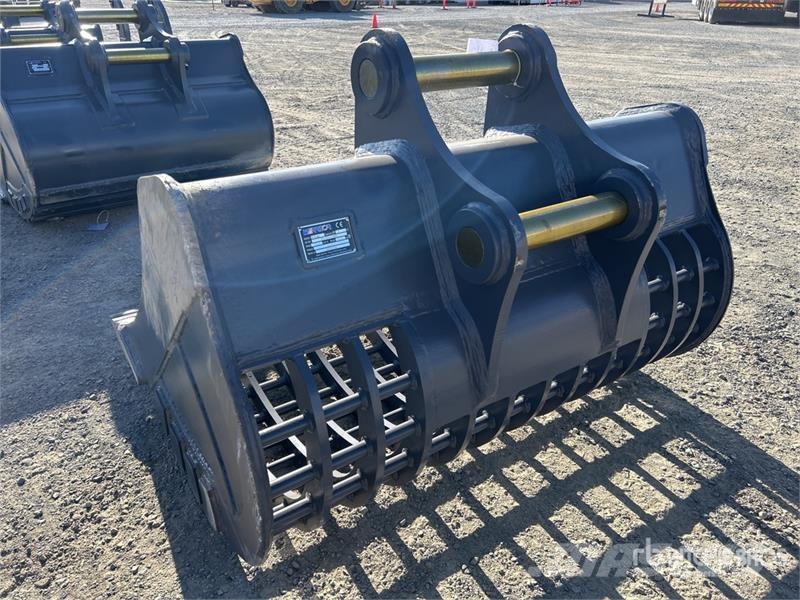 Warrior WBCS20-025 1550 mm Q/C Skeleton Excavator Bucket - Buckets