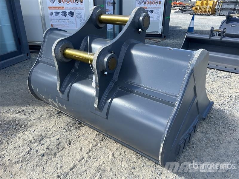 Warrior WBMC20-1500 1550 mm Q/C Cleanup Excavator Bucket - Buckets