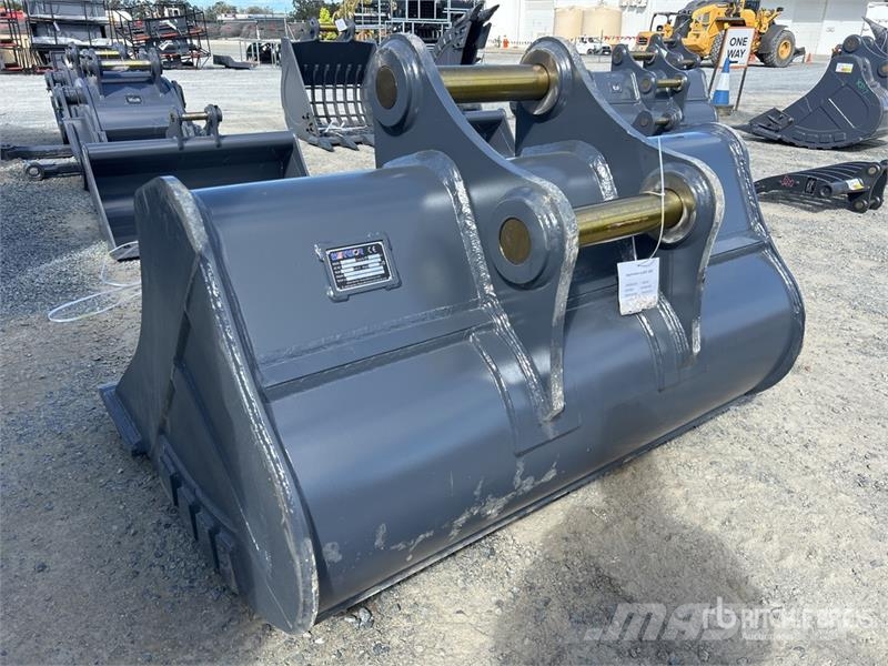 Warrior WBMC20-1500 1550 mm Q/C Cleanup Excavator Bucket - Buckets