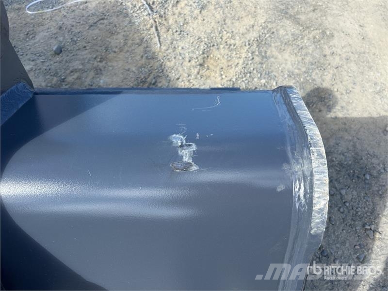 Warrior WBMC20-1500 1550 mm Q/C Cleanup Excavator Bucket - Buckets