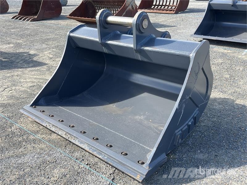 Warrior WBMC20-1500 59 in Cleanup Excavator Bucket - Fits Kausi