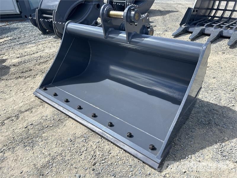 Warrior WBMC5-1200 1200 mm Q/C Cleanup Excavator Bucket -  دلاء