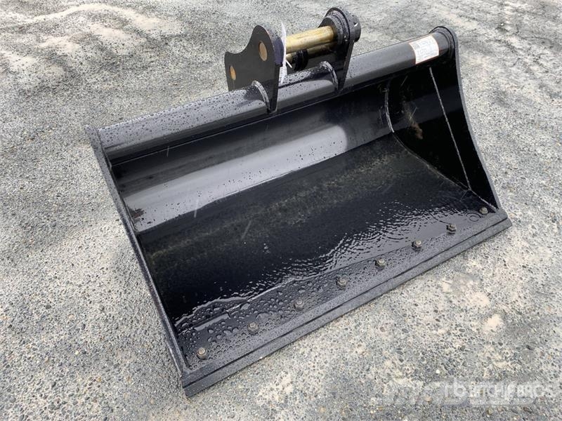 Warrior WBMC5-1200 47 in Cleanup Excavator Bucket - Fits 5 Kausi