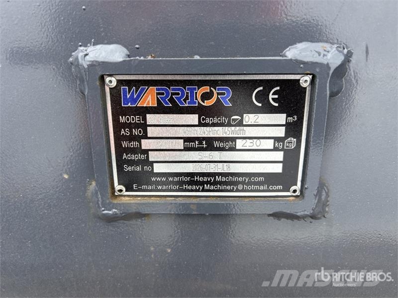 Warrior WBMC5-1200 47 in Cleanup Excavator Bucket - Fits 5 Lopaty