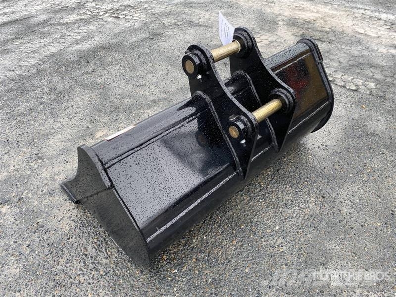 Warrior WBMC5-1200 47 in Cleanup Excavator Bucket - Fits 5 Kausi