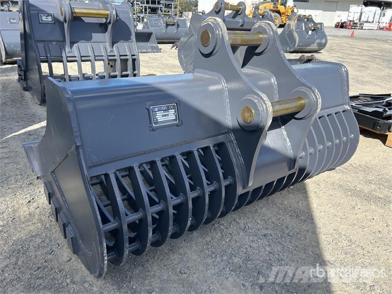 Warrior WBMCS12-1700 1700 mm Q/C Skeleton Excavator Bucket Buckets