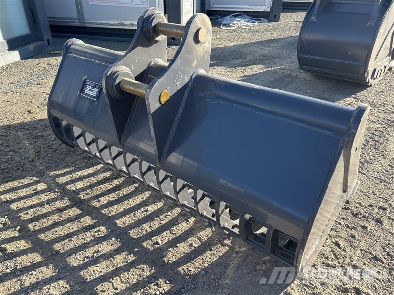 Warrior WBMCS5-060 1320 mm Q/C Skeleton Excavator Bucket - Buckets