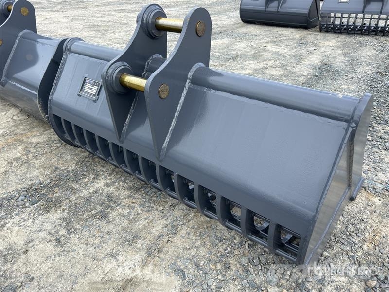 Warrior WBMCS5-060 52 in Q/C Cleanup Excavator Bucket - Fi Kašike / Korpe