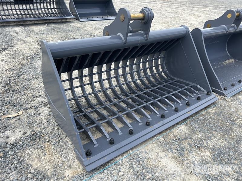 Warrior WBMCS5-060 52 in Q/C Cleanup Excavator Bucket - Fi Kašike / Korpe