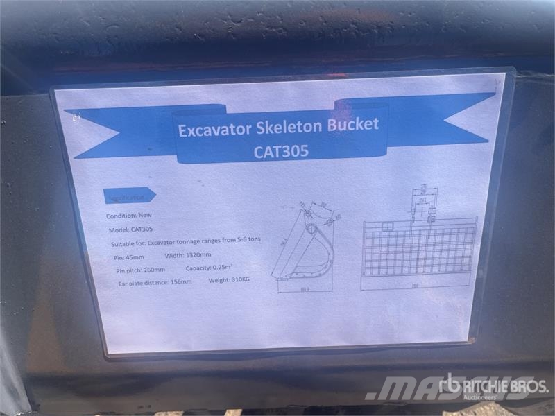 Warrior WBMCS5-1320 52 in Skeleton Cleanup Excavator Bucke Ковші
