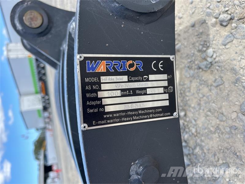 Warrior WBR05-1000 1000 mm Q/C Excavator Rake - Fits 5 - 6 Okretači i sakupljači sena