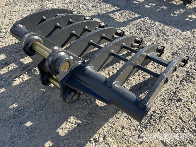 Warrior WBR05-1000 100 mm Q/C Excavator Rake - Fits 5 - 6  مكابس وميبسات التبن