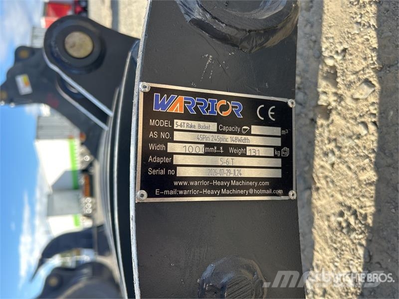 Warrior WBR05-1000 100 mm Q/C Excavator Rake - Fits 5 - 6  مكابس وميبسات التبن