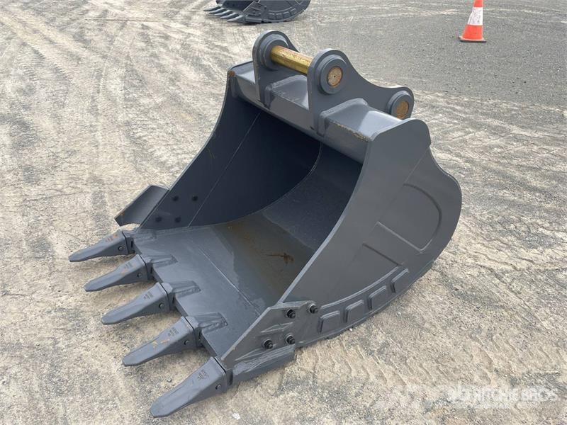Warrior WBR20-1200 48 in Digging Excavator Bucket - Fits 2 دلاء