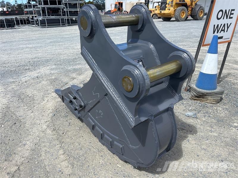 Warrior WBR20-300 300 mm Q/C Digging Excavator Bucket - Fi Buckets