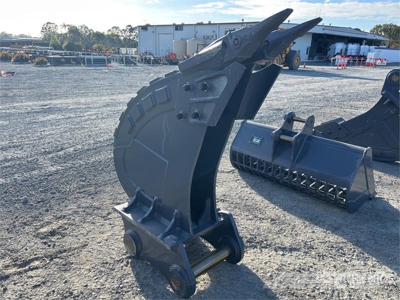 Warrior WBR20-300 300 mm Q/C Digging Excavator Bucket - Fi Kovalar