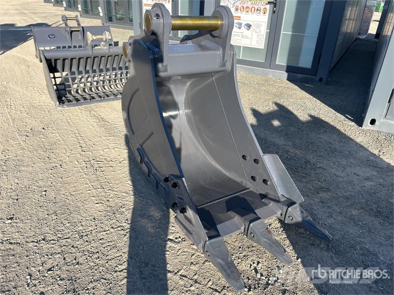 Warrior WBR20-680 680 mm Q/C Digging Excavator Bucket - Fi Buckets