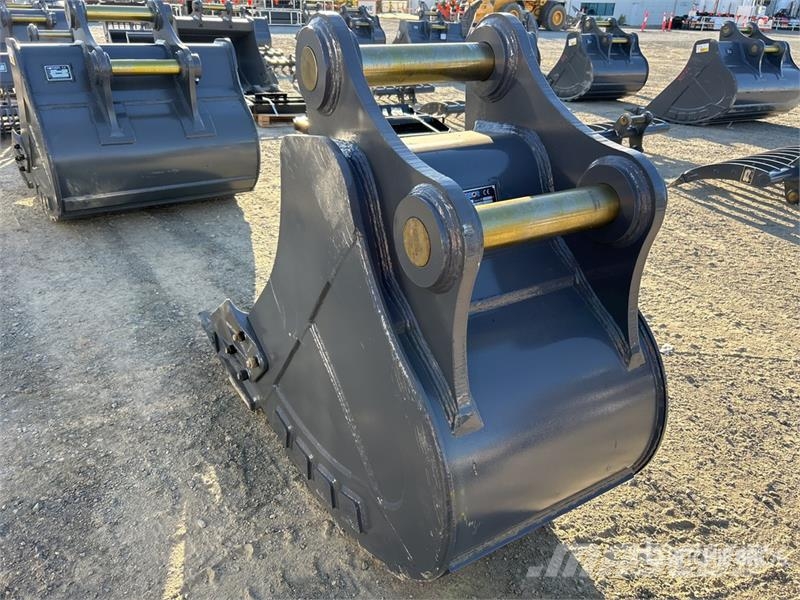 Warrior WBR20-680 680 mm Q/C Digging Excavator Bucket - Fi Buckets