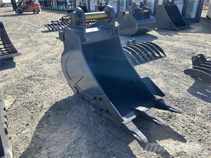 Warrior WBR20-680 680 mm Q/C Digging Excavator Bucket - Fi Buckets