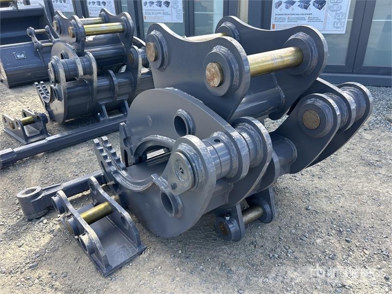Warrior WGMA20-025 950 mm Q/C Excavator Grapple - Fits 20 Grapples