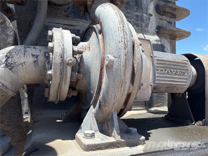 Western Star 4800FX 13000 L 6x4 Slip In Tipping Water Truck Cisterny na vodu
